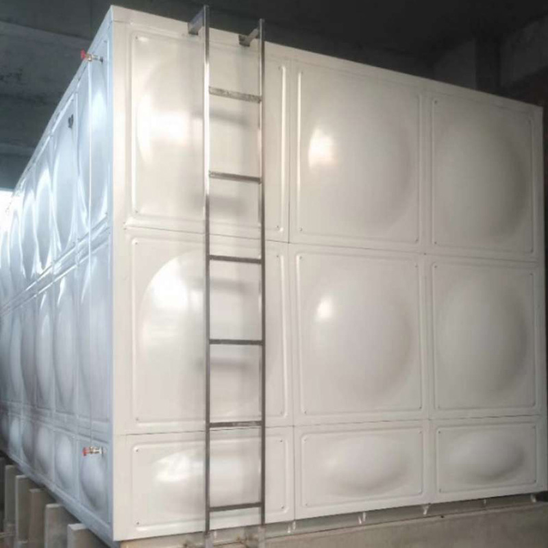供应东北地区不锈钢保温水箱 彩钢板保温水箱 聚氨酯连体发泡