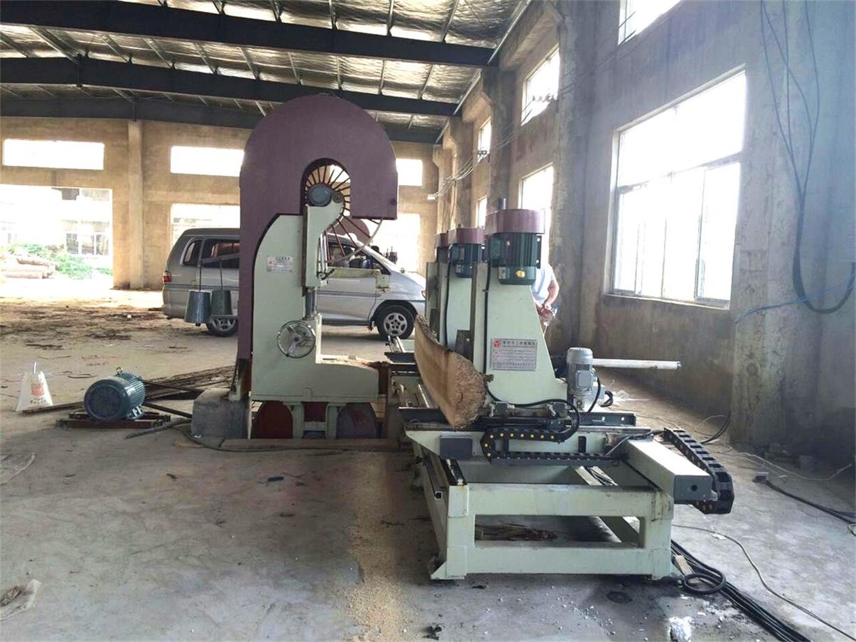 电动锯木机出售 江苏自动锯木机价格开料制板