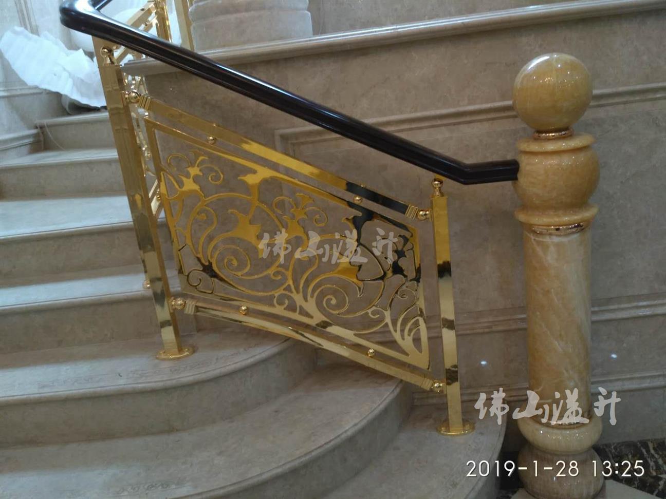 苏州钛金全铜镂空设计铜艺楼梯扶手