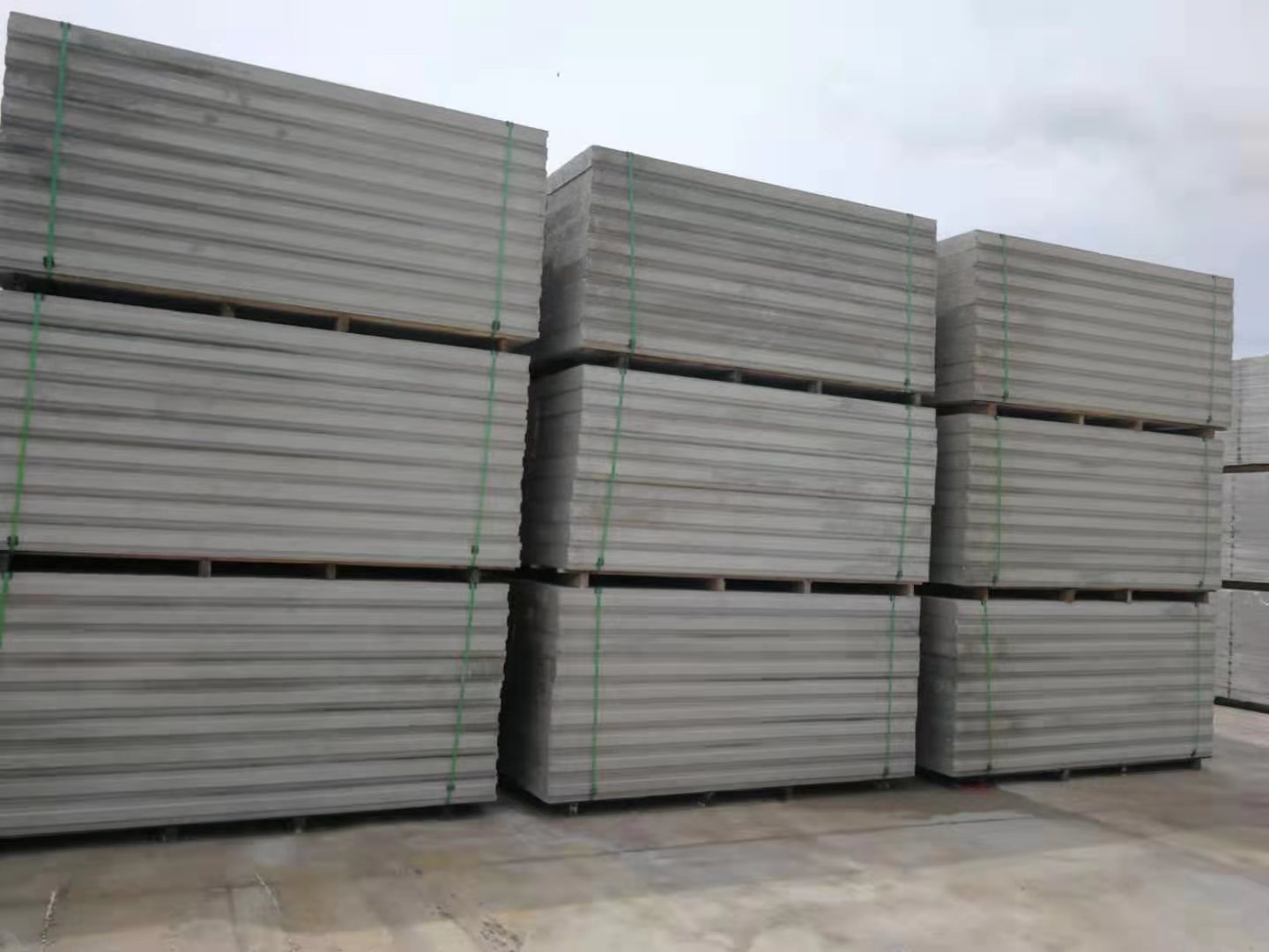 安顺复合轻质隔墙板生产厂家 广源新型节能墙体材料