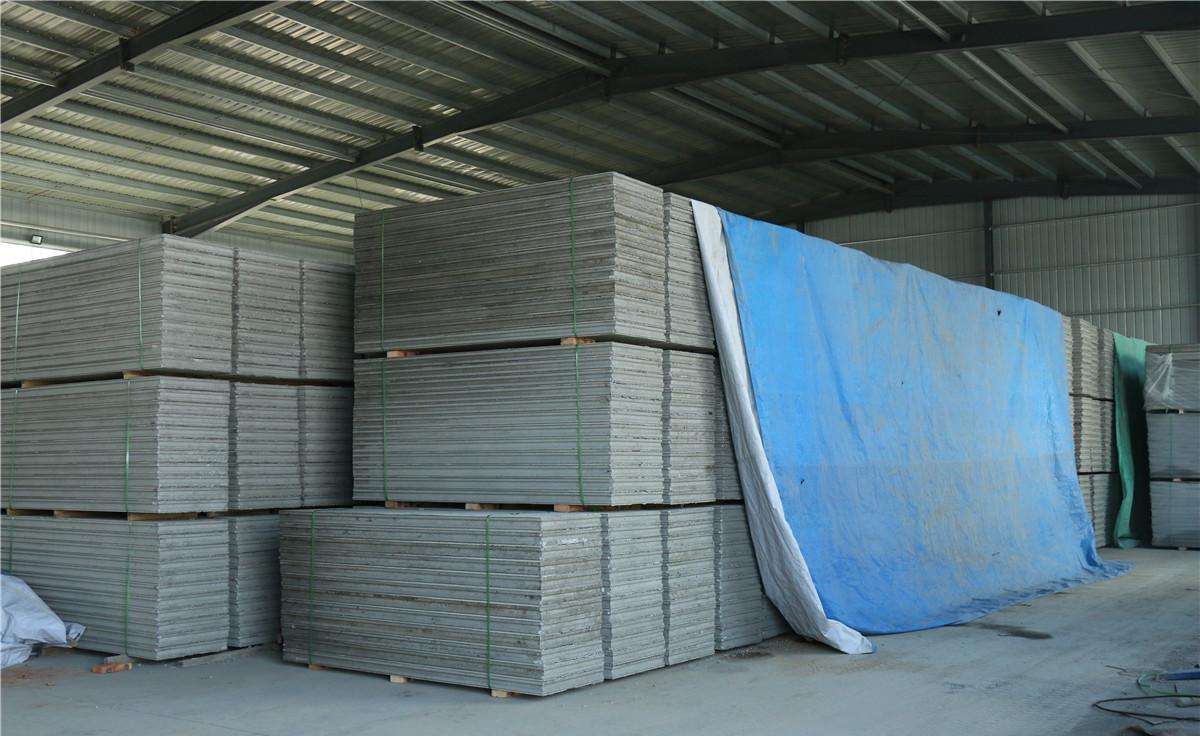 澄迈县硅酸钙复合隔墙板厂家