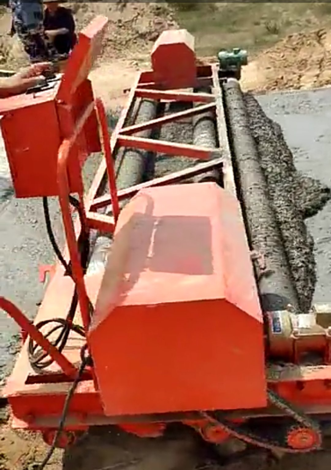 西安滚筒式整平机 混凝土提浆振捣摊铺机 根据不同路面定制
