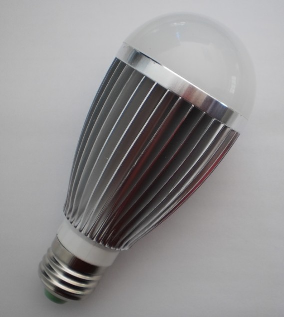 呼和浩特LED灯泡生产厂家 LED灯泡厂家直销 全国均可发货