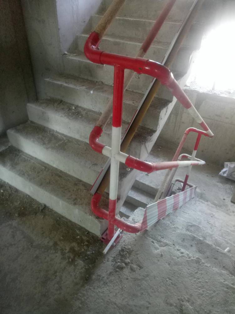 临时楼梯扶手,临时扶手,施工用临时楼梯扶手,工地临时用安全防护栏