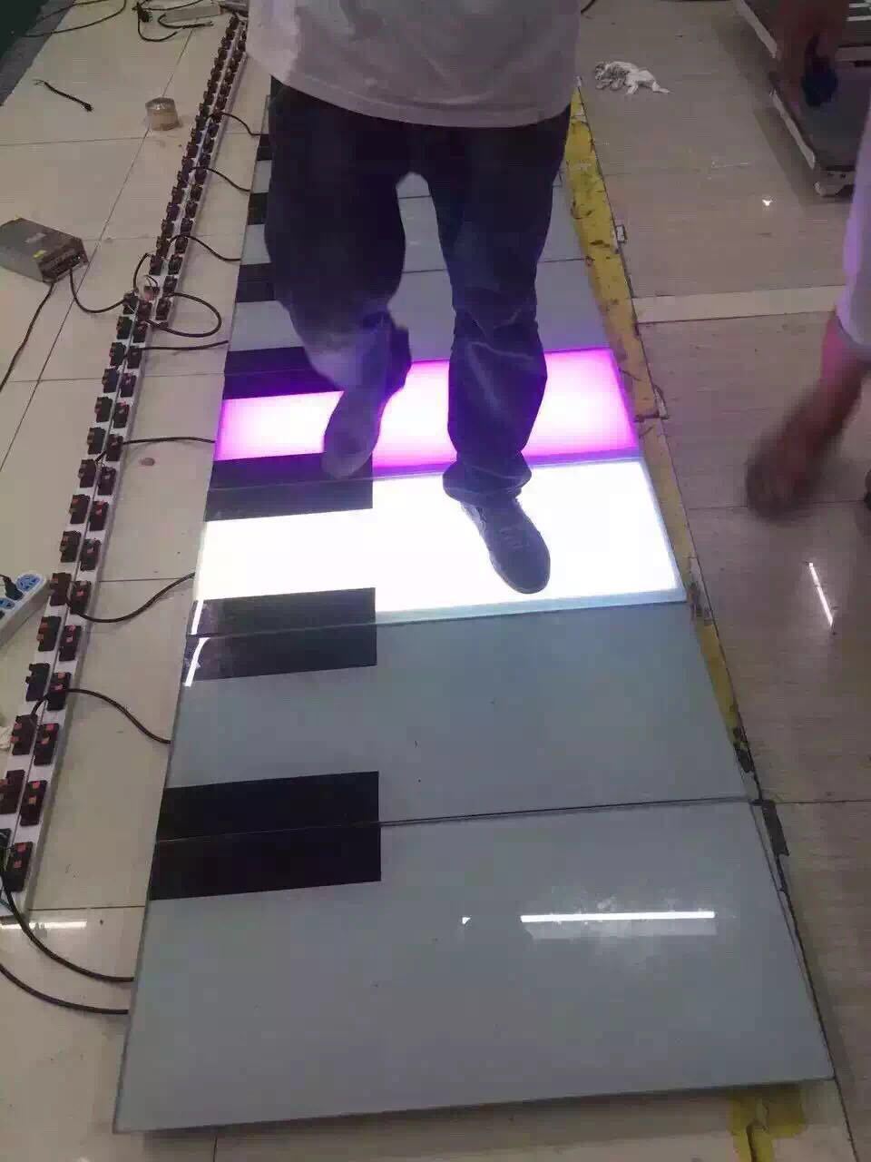 大型地板钢琴 网红地板钢琴定制
