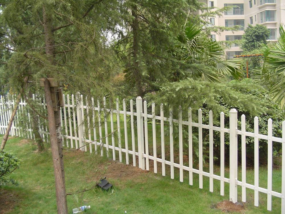草坪围栏花园围栏**围栏PVC草坪护栏