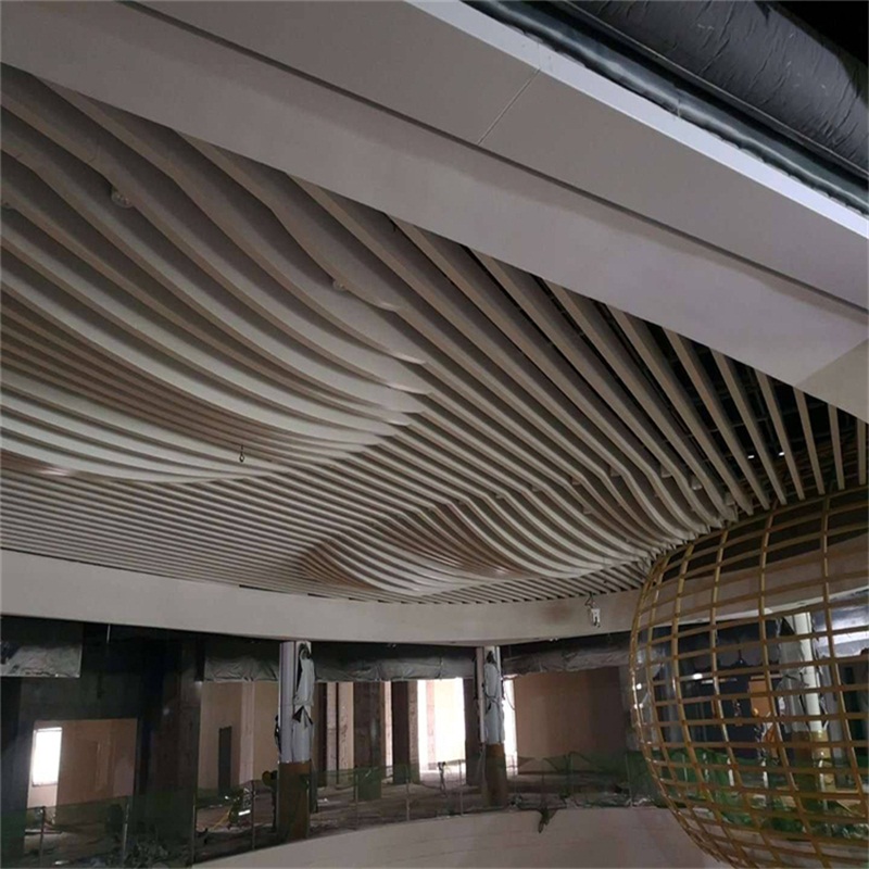 北京中庭弧形铝方通厂家