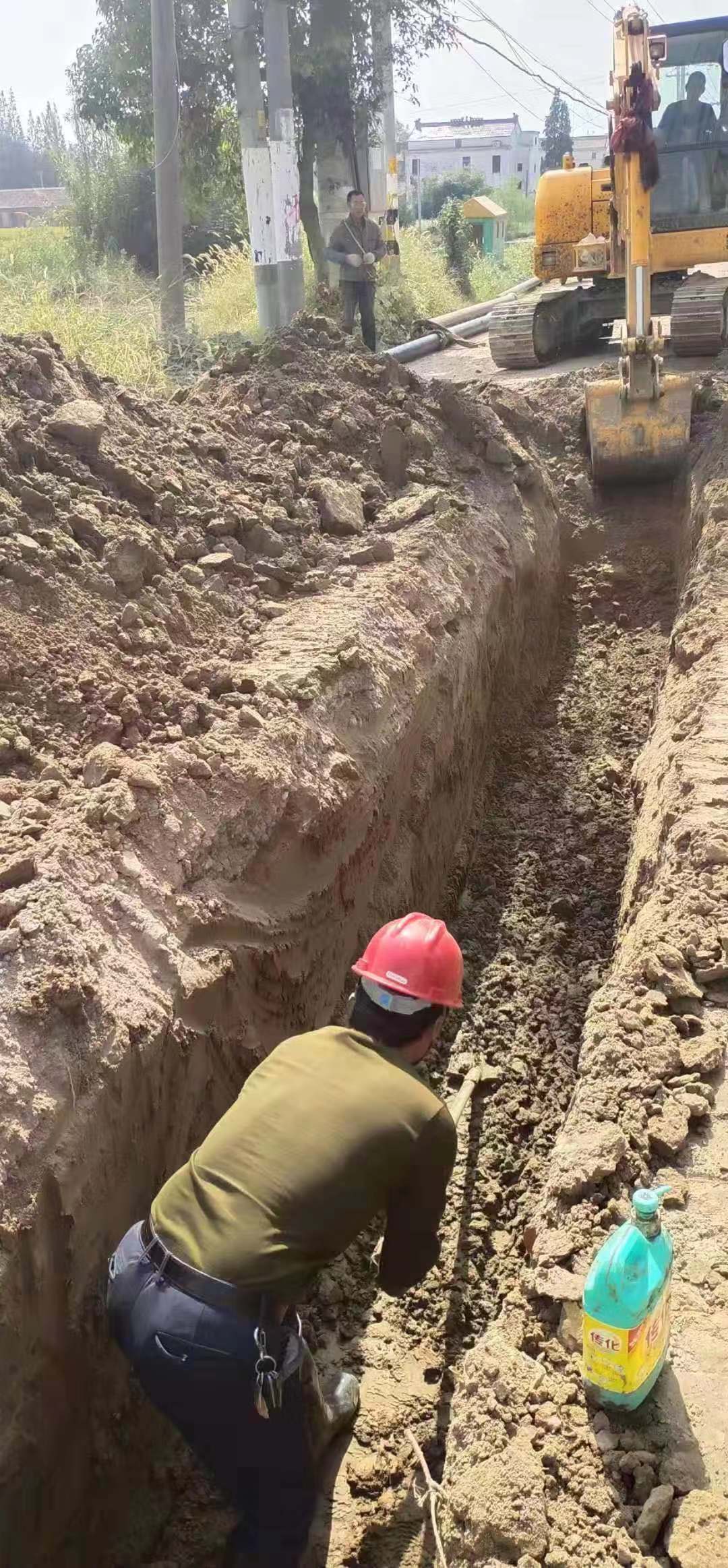 管道挖掘