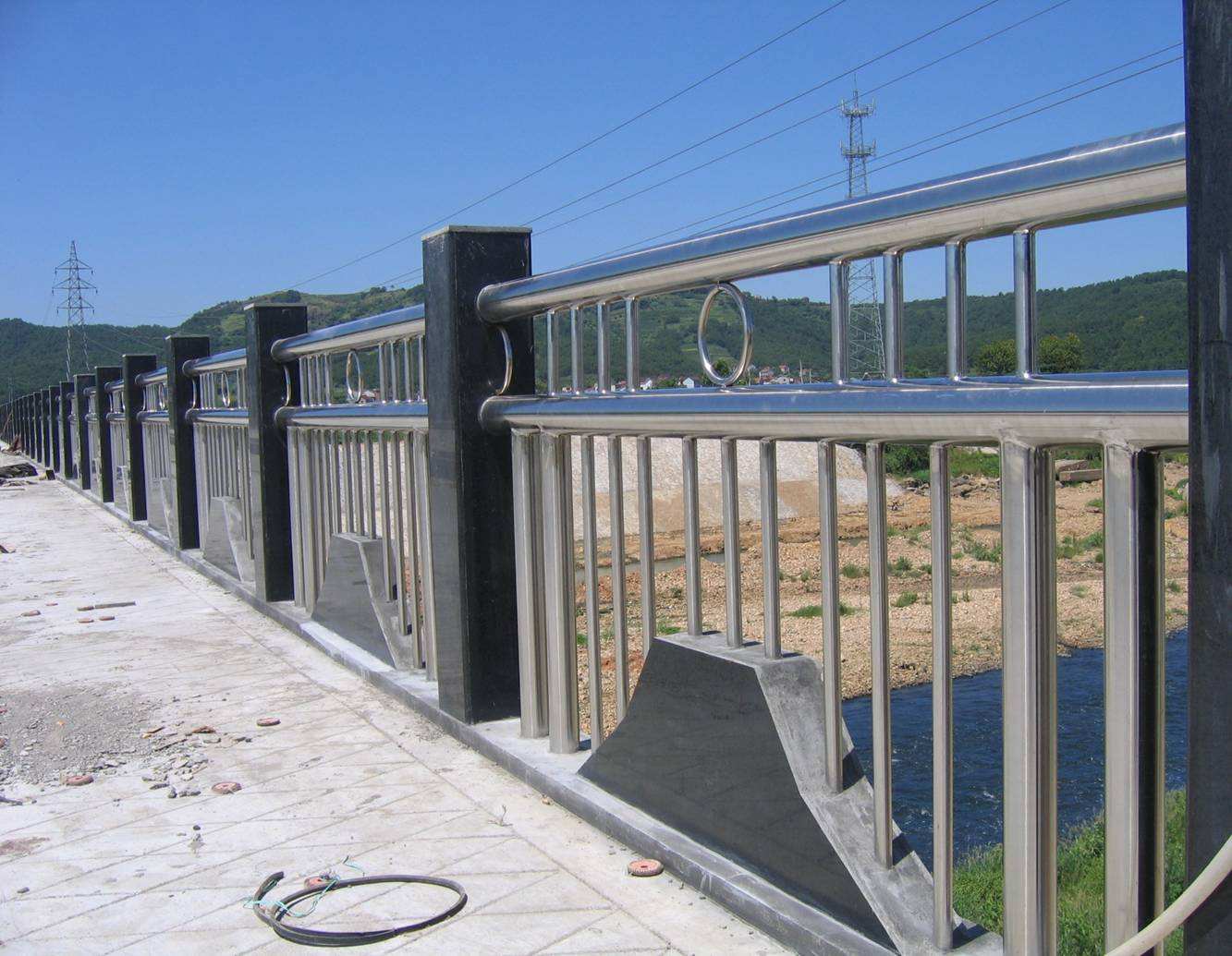 厂家直销 合肥不锈钢护栏 不锈钢复合管护栏 道路防撞防护栏