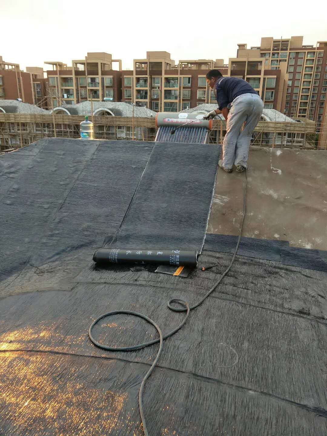 上海浦东新区楼房屋顶外墙渗水漏水维修