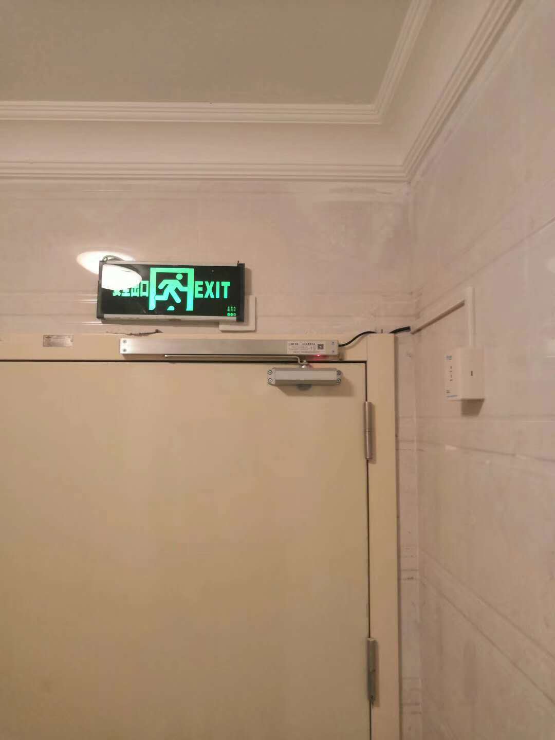 重庆南岸区消防联动闭门器 电动闭门器的工作原理