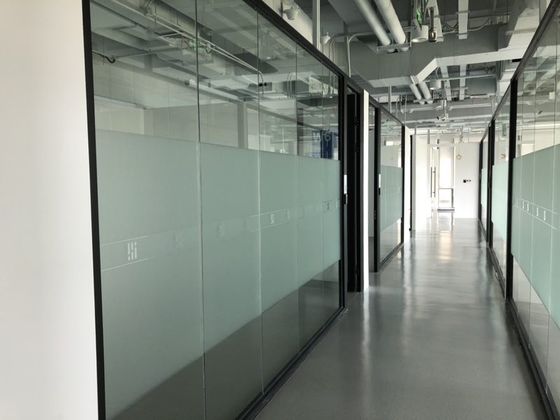 上海办公室维修、工厂装修 房屋改造 玻璃隔断吊顶