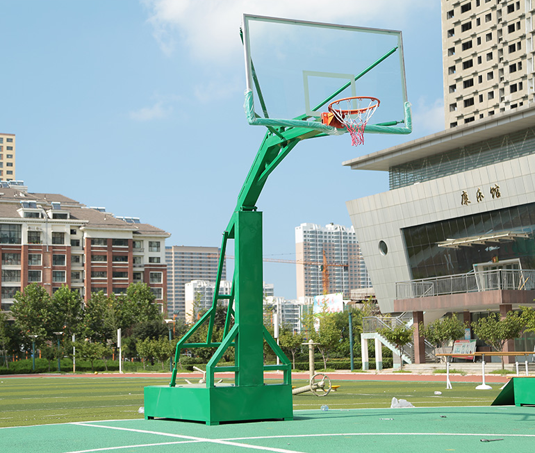来宾市电动液压移动式篮球架厂家