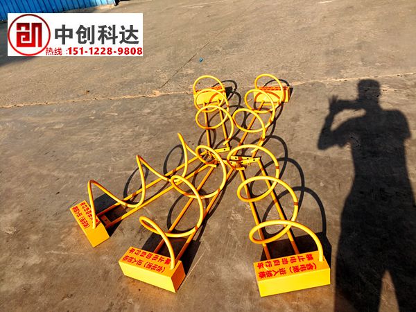 桂林螺旋式自行车停放架厂
