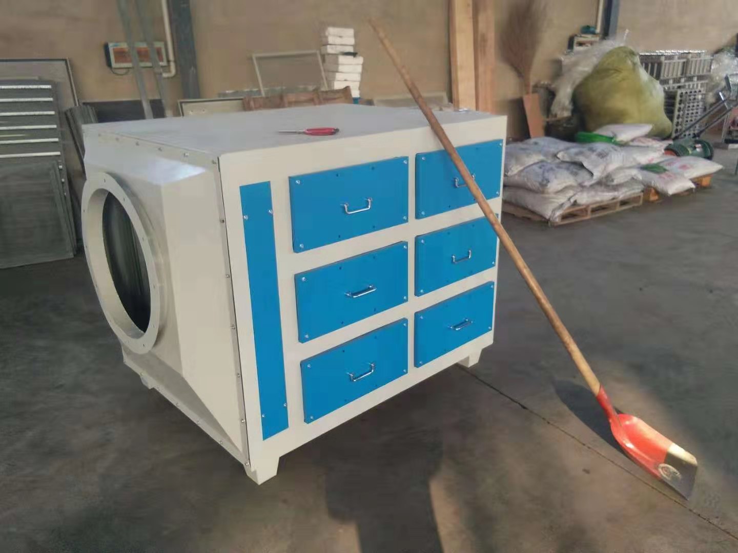 UV光氧活性炭废气处理设备 烤漆喷漆房净化器