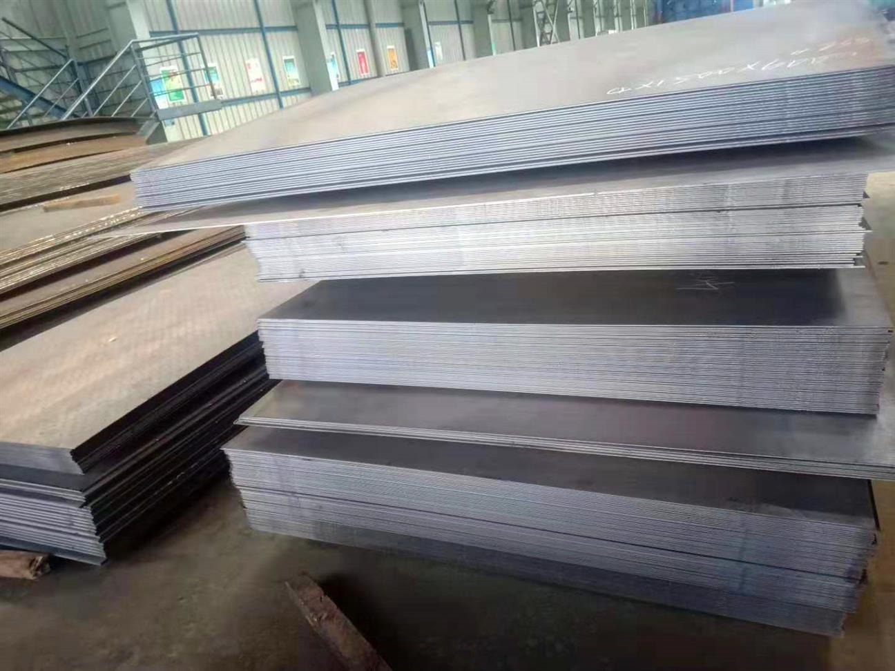 云南Q235钢板规格 花纹板 保质保量