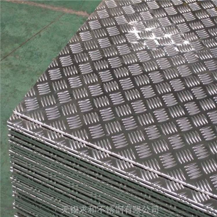 无锡不锈钢厂家-5mm不锈钢板花纹板价格-热轧304多少钱