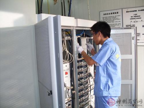 广州海珠区新滘正规机房保洁公司，机房带电专业清洁除尘护理