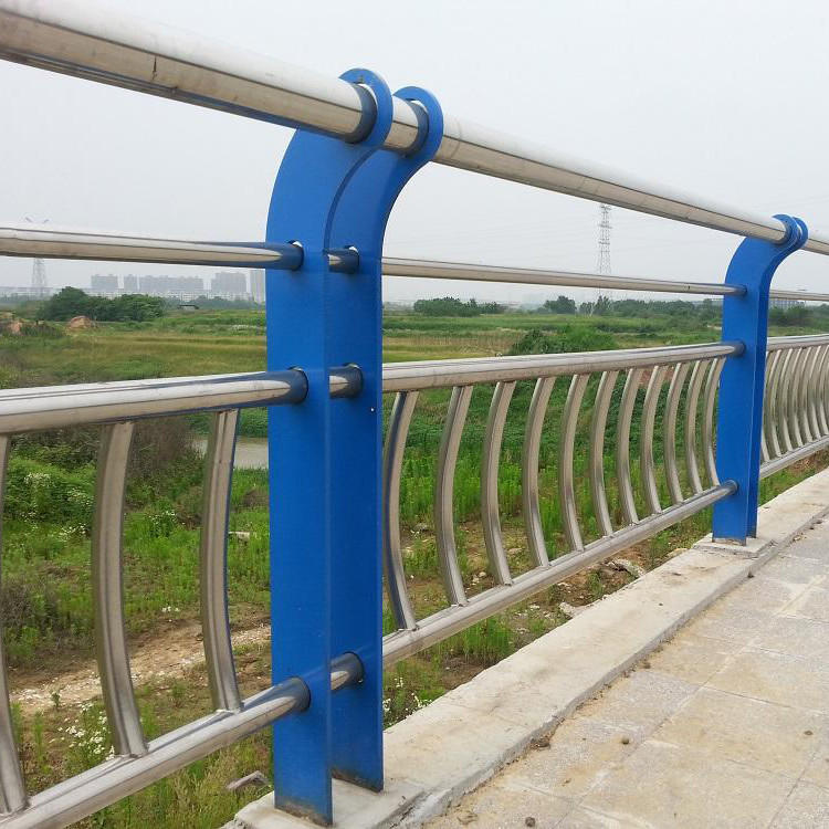 成都不锈钢桥梁护栏供应厂家复合管景区防护栏杆防撞护栏
