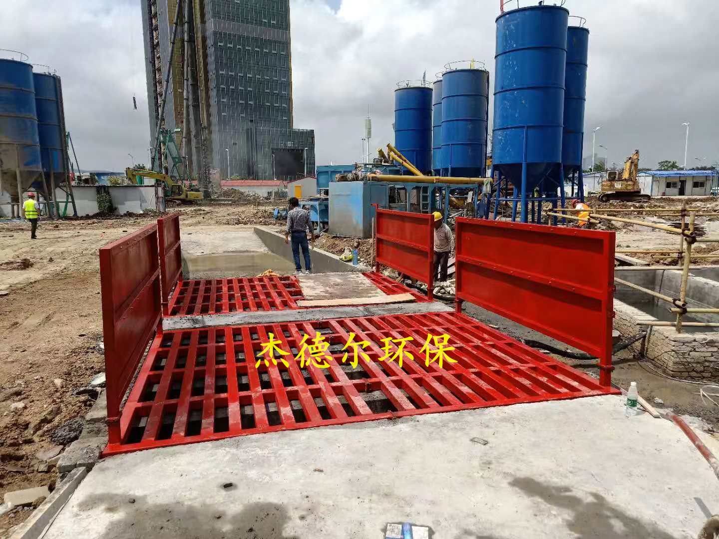 桂林市資源工地門口洗車槽-新型無人值守環保設備
