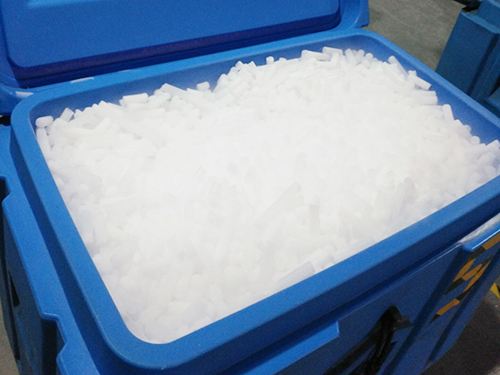 东坑方块食用干冰生产 适用于金属和配件收缩