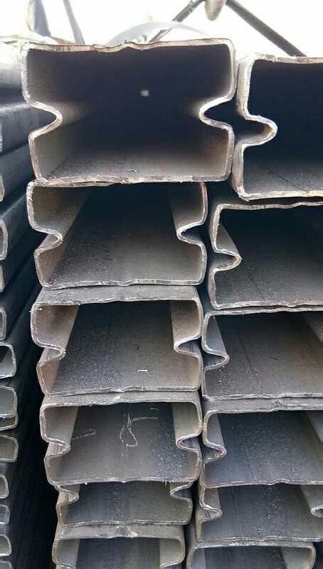 天津40*80玻璃护栏镀锌凹槽管生产厂家
