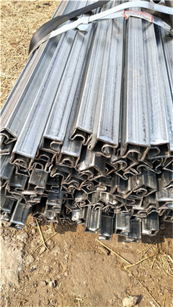 天津40*80玻璃护栏镀锌凹槽管生产厂家