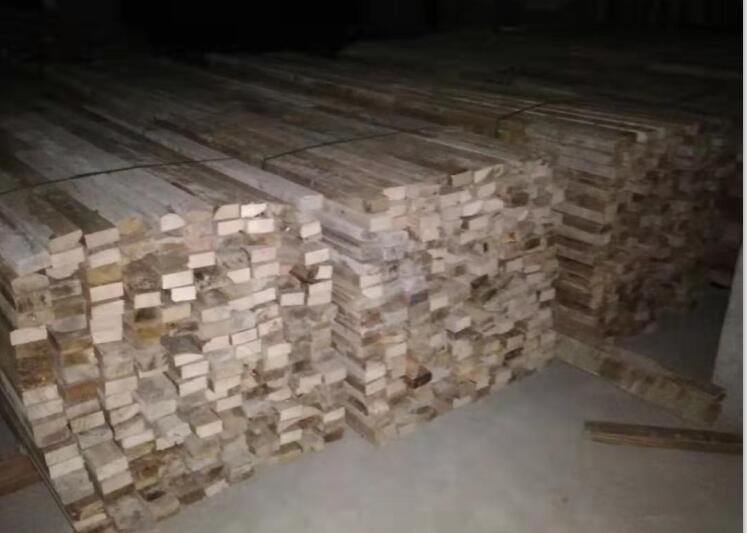 临颍建筑工地废木板加工 联系方式