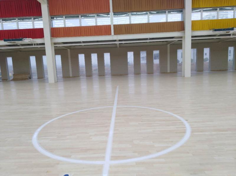 安徽马鞍山室内高质量篮球体育木地板，优质的羽毛球**木地板，可以选择好品牌胜枫，