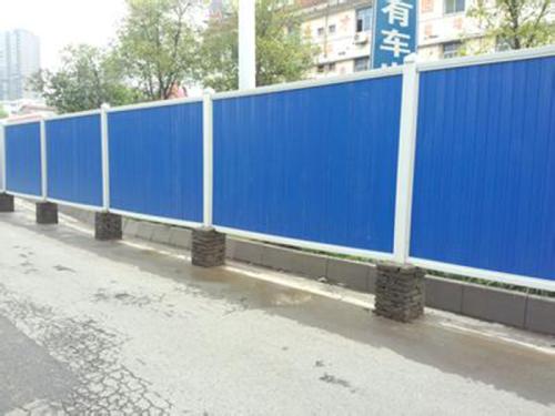北京鑫皓成生产加工符合北京卫生标准的场地围挡板