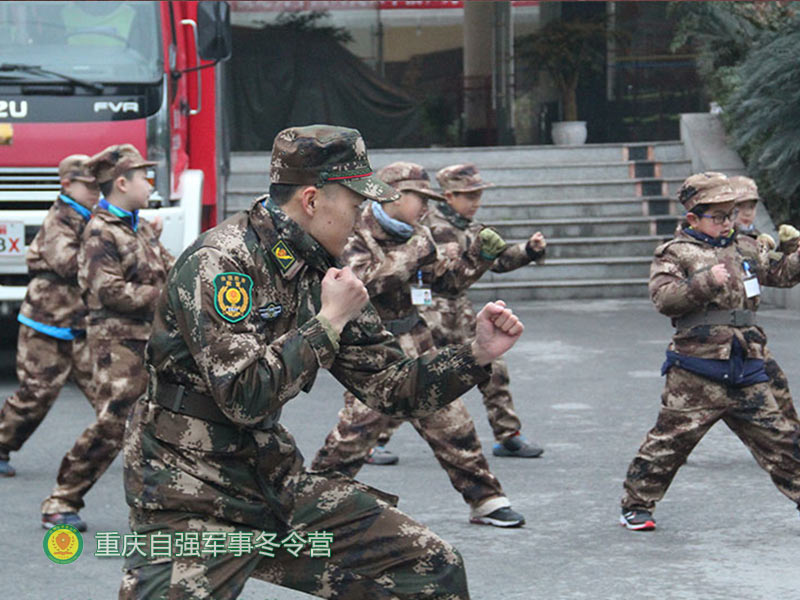 重庆学生冬令营报名-西点军事冬令营两周费用