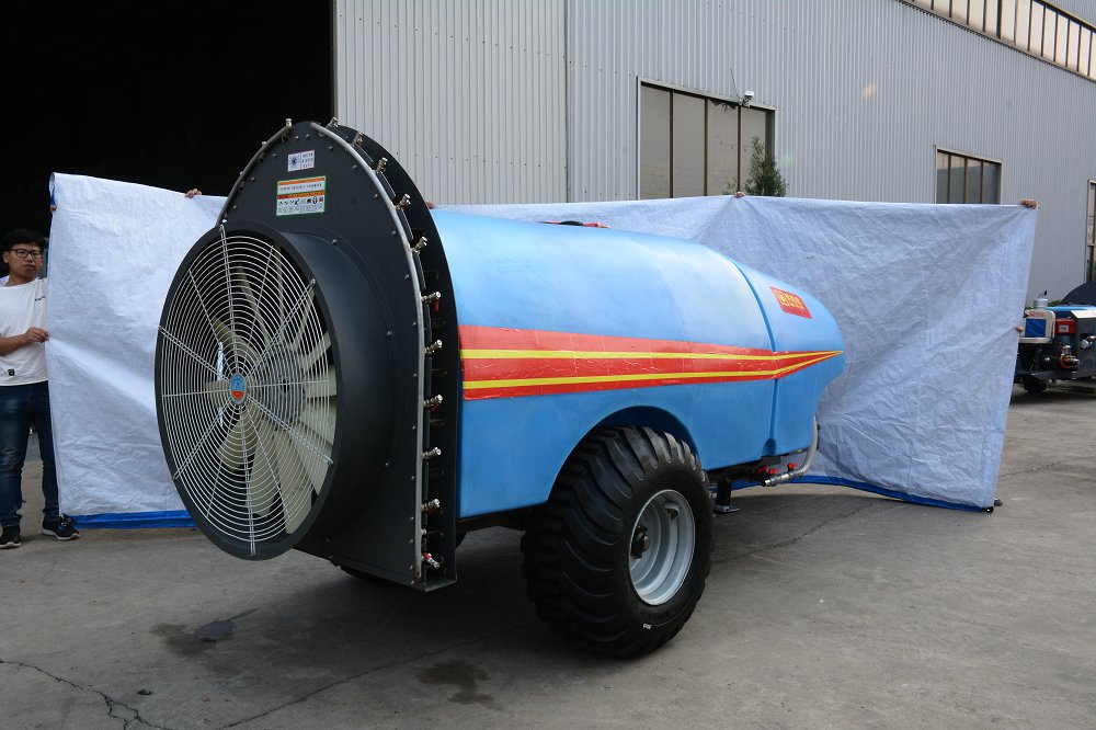 果哈哈牵引式风送果园喷雾机之Q3000牵引式果园打药机