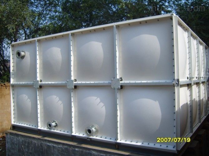 泸州玻璃钢消防水箱价格 玻璃钢水箱