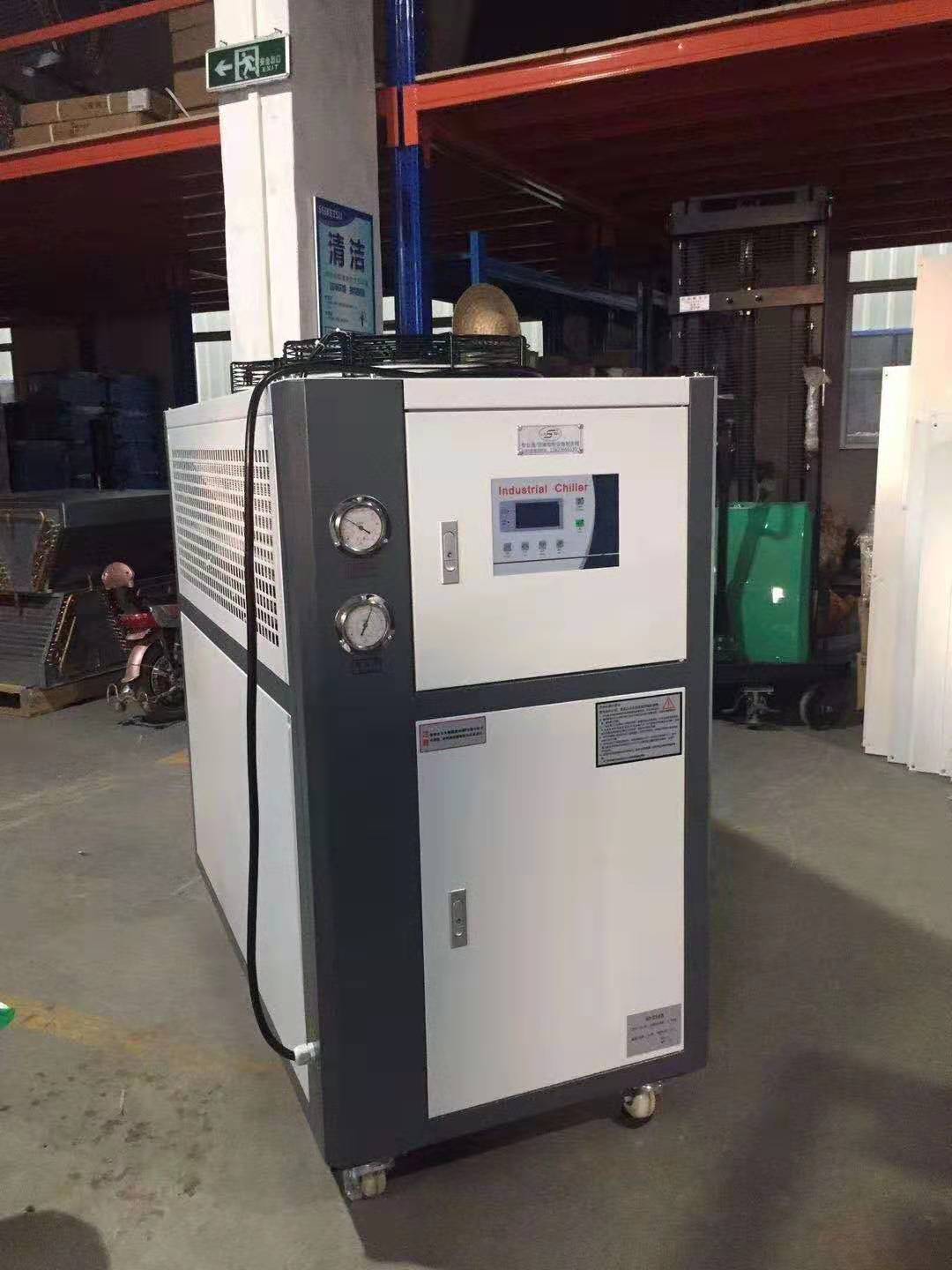 供应厂家厂价直销SJA-10VC食品级低温冷水机