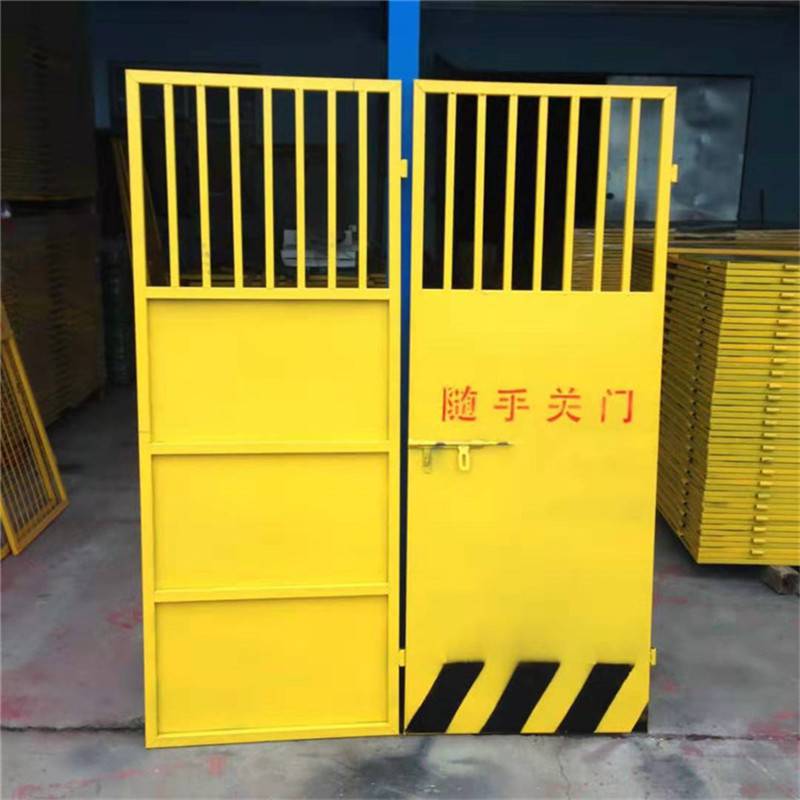 厂家定制施工安全防护门 施工电梯门 人货梯升降机安全门