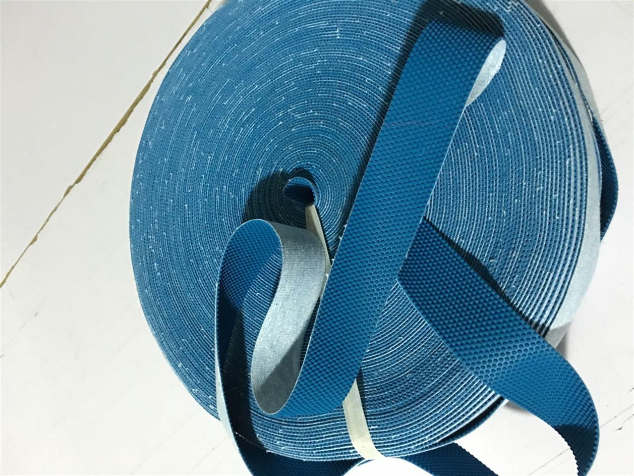 全国各地颗粒皮包辊防滑带厂家 蓝色粒面带 糙面橡皮