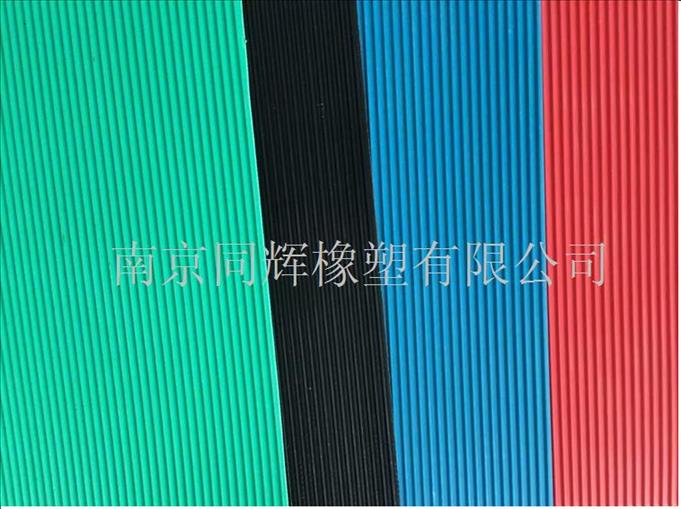 江苏耐油橡胶制品报价 橡胶垫 专业生产 不同规格任您选