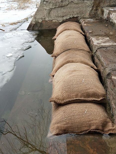 防汛吸水膨胀袋参数 防洪堵漏袋
