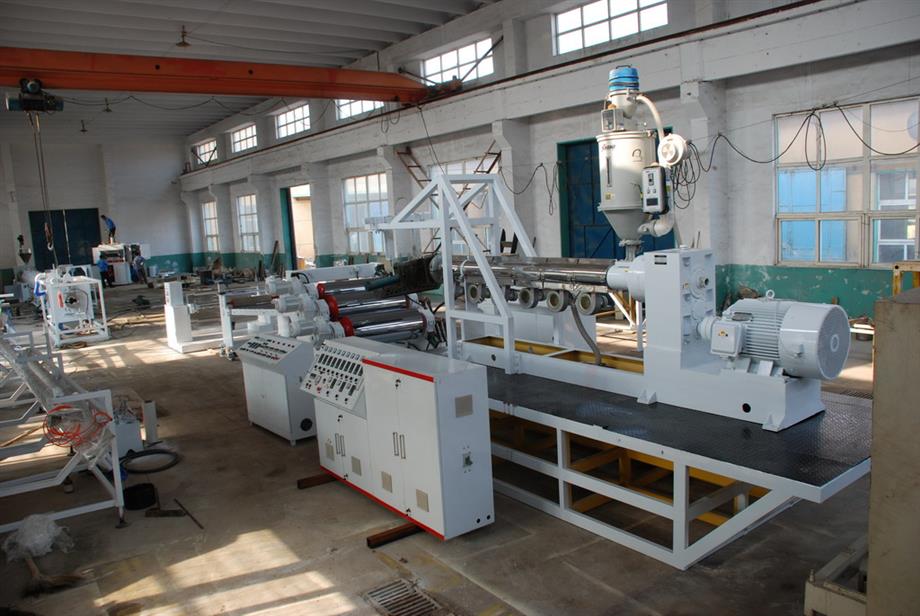 乌鲁木齐PVC板材机器厂家