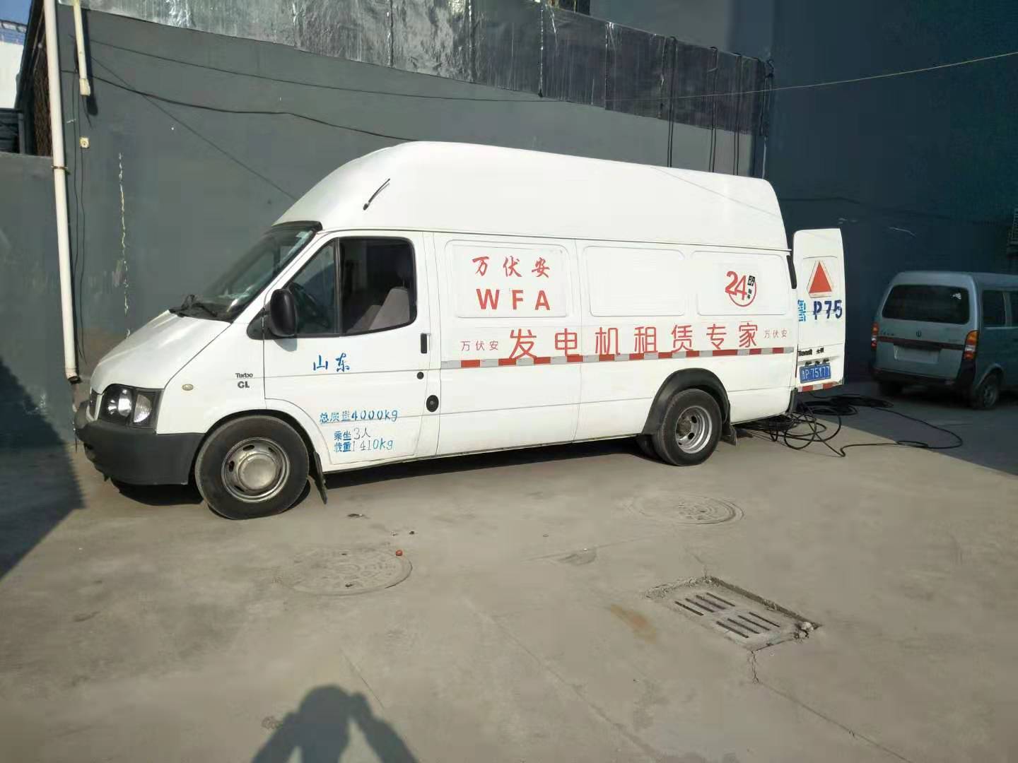 上海200千瓦静音发电车出租公司