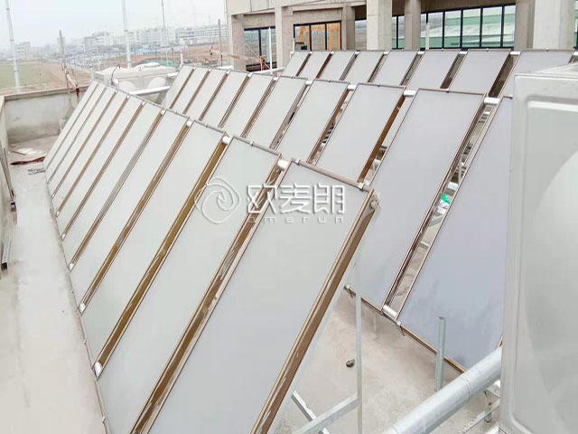 欧麦朗承接上海金泽镇卫生商榻分中心太阳能空气能热水工程