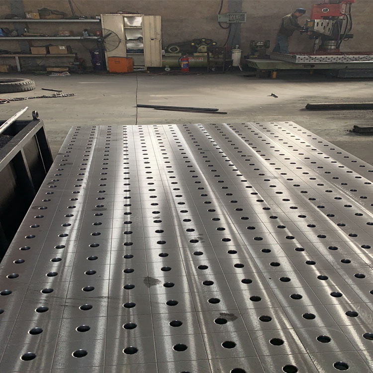 铸造厂家直销三维柔性焊接平台三坐标铸铁工作台 机器人焊接平板定制加工