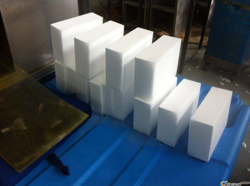 新疆干冰-专业干冰-厂家送货上门干冰颗粒块