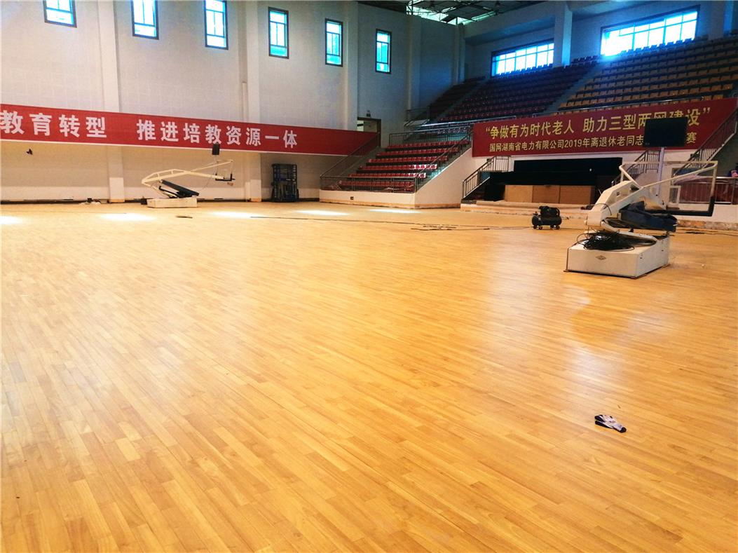 贺州地面体育场木地板