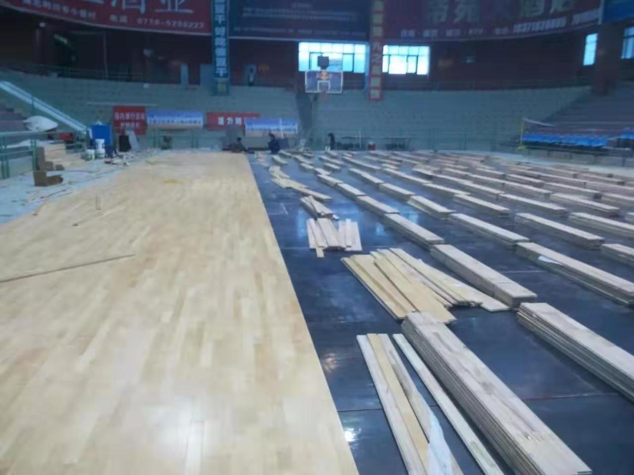 广安羽毛球木地板