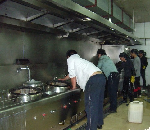 坪山省心的厨房设备清洗