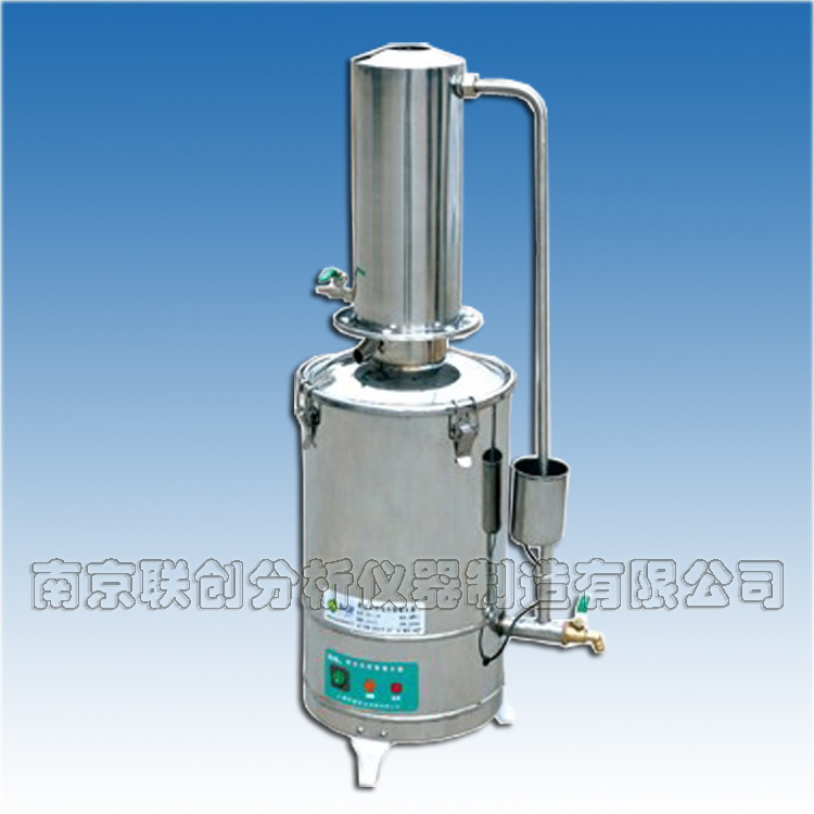 供应蒸馏水器不锈钢蒸馏水器