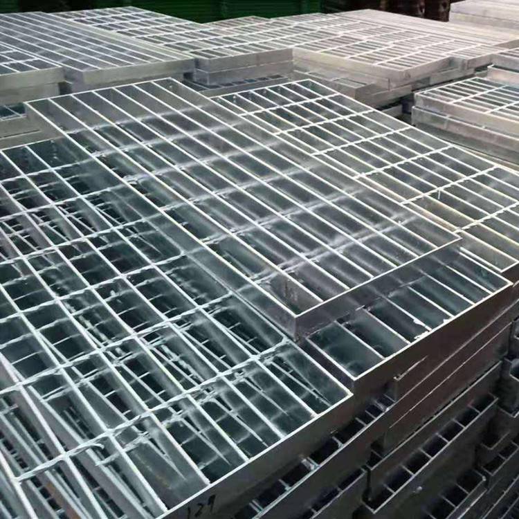 建筑平台钢格栅板 热镀锌免维护钢格板 发电站走道格栅板厂家