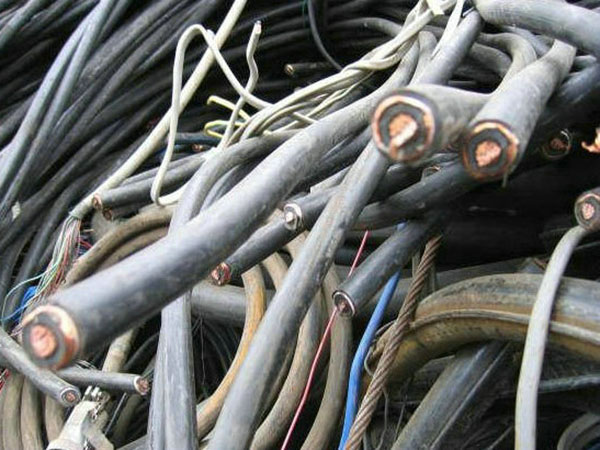 资阳电缆回收多少钱一米 实力雄厚 大量回收