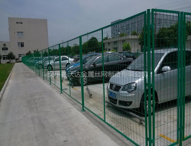 安平沃达 场地停车场防护栏 工厂防护围栏 工程围栏